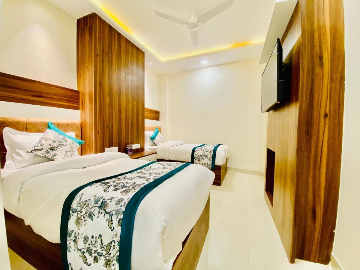 Hotel White House By An Hotels - Walking Distance From Golden Temple อัมริตสา ภายนอก รูปภาพ