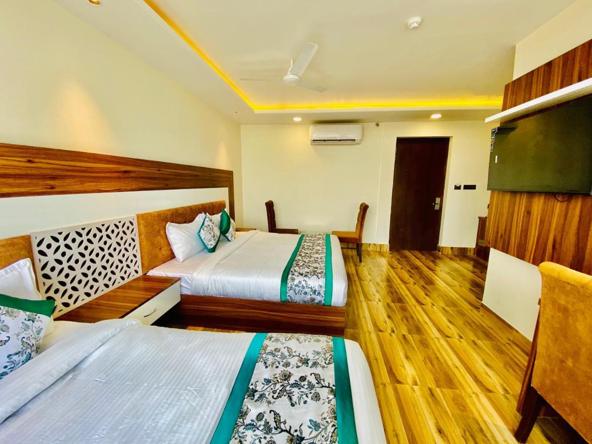 Hotel White House By An Hotels - Walking Distance From Golden Temple อัมริตสา ภายนอก รูปภาพ